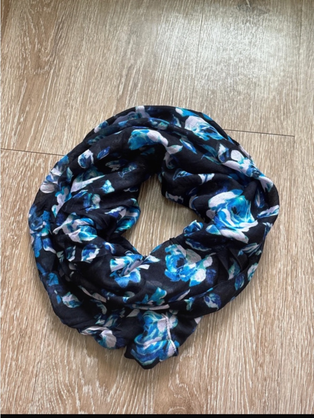 Xhilaration blue/black/pink floral infinity loop scarf